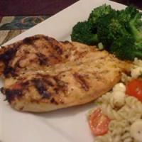 Grilled Chicken with Mango-Riesling Marinade_image