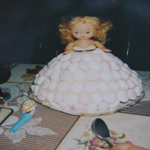 Dolly Varden Cake image