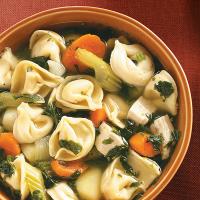 Spinach Tortellini Soup image