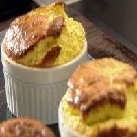 Blue Cheese Souffle with Fresh Figs and Honey_image