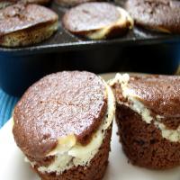 Low-Fat Chocolate Cheesecake Muffins_image