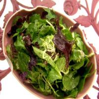 Green Salad with Dijon Vinaigrette_image