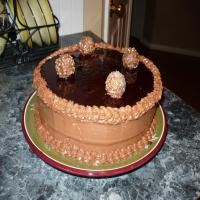 Chocolate Layer Cake With Raspberry Cream Filling_image