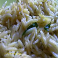Toasted Orzo With Parsley_image