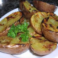 Nif's Great Grilled Potatoes_image