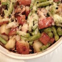 Roasted Potatoes and Green Beans_image