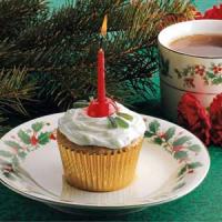 Candied Holly Cupcakes_image