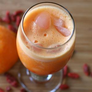 Orange Juice Goji Berries Smoothie_image