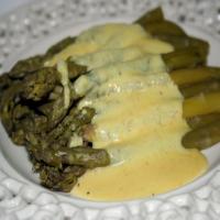 Asparagus in Creamy Orange Maltaise Butter Sauce_image