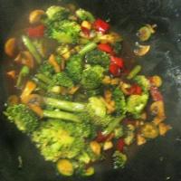 Broccoli, Mushroom & Red Peppers in Black Bean Garlic Sauce image