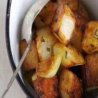 Pan roast potatoes recipe_image