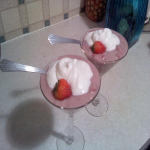 Lilly Belle's Strawberry Pudding_image