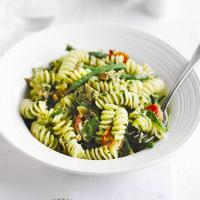 Tuna pasta with rocket & parsley pesto_image