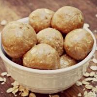 4 Ingredient No Bake Oatmeal Energy Balls Recipe_image