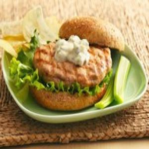 Buffalo-Blue Cheese Grilled Chicken Burgers_image