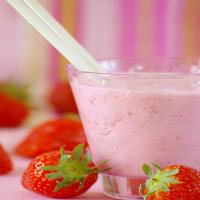 Quick 'n Easy Strawberry and Banana Smoothie_image