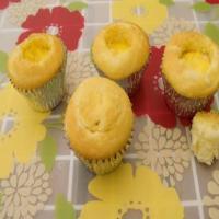 Lemon filled cupcakes_image