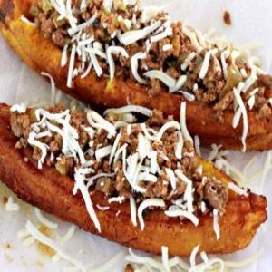 Beef-filled ripe Plantains/Canoas image