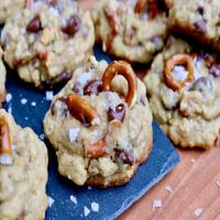 Salted Chocolate Chip Oatmeal Pretzel Cookies_image