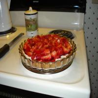 Strawberry Mascarpone Tart With Port Glaze_image