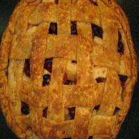 Apple - Cranberry Pie_image