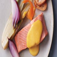 Poached Salmon with Grapefruit Olive Oil Hollandaise Sauce_image