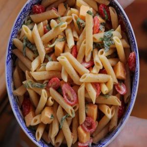 Spicy Pasta Salad with Smoked Gouda, Tomatoes and Basil image