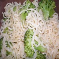 Broccoli & Ramen Noodles image