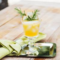 Rosemary-Pear Cocktail_image