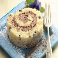Chocolate-Filled Cake Roll_image