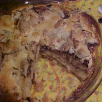 Deep Dish Apple Pie With Its Own Crust_image