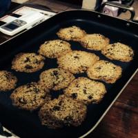 Flourless Chewy Oatmeal Cookies image