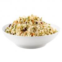 Quinoa With Garlic, Pine Nuts and Raisins_image