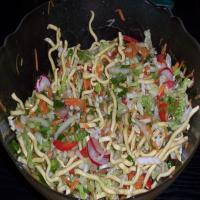 Oriental Fried Noodle Salad_image