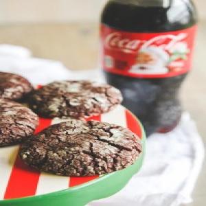 Coca-Cola Brownie Crinkle Cookies_image