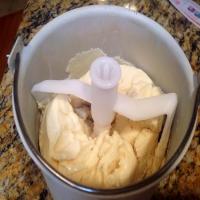 Mom's Old Fashioned Homemade Vanilla Ice Cream_image