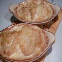 Potatoes Baked in Cream image