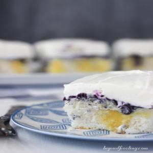 Blueberry Cheesecake Poke Cake_image