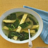 Spinach Soup with Egg Strips_image
