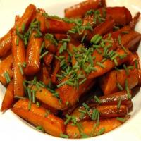 Carrots Glazed With Balsamic Vinegar and Butter_image