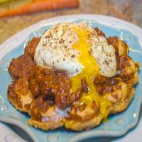Breakfast Essentials: Cornmeal Waffles with Chili_image