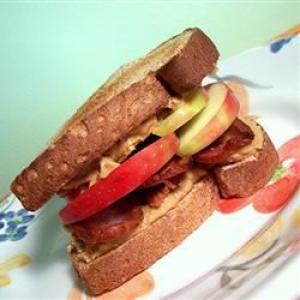 Peanut Butter, Bacon and Apple Sandwiches_image