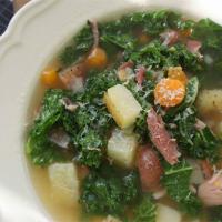 Easy Portuguese Kale Soup_image