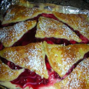 Cherry Cheese Danish for a Crowd_image
