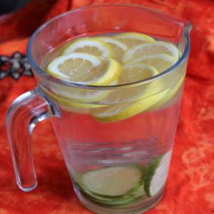 Luscious Lemon and Lime Water image