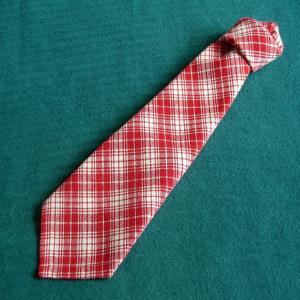 Serviette/Napkin Folding, a Neck Tie for Dad... image
