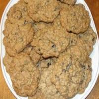 Moms Oatmeal Raisin Cookies_image