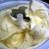 Old-fashioned Vanilla Ice Cream image