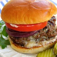 Grilled Gorgonzola-Basil Burgers_image