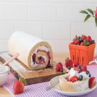 Coconut and Berry Cream Roll_image